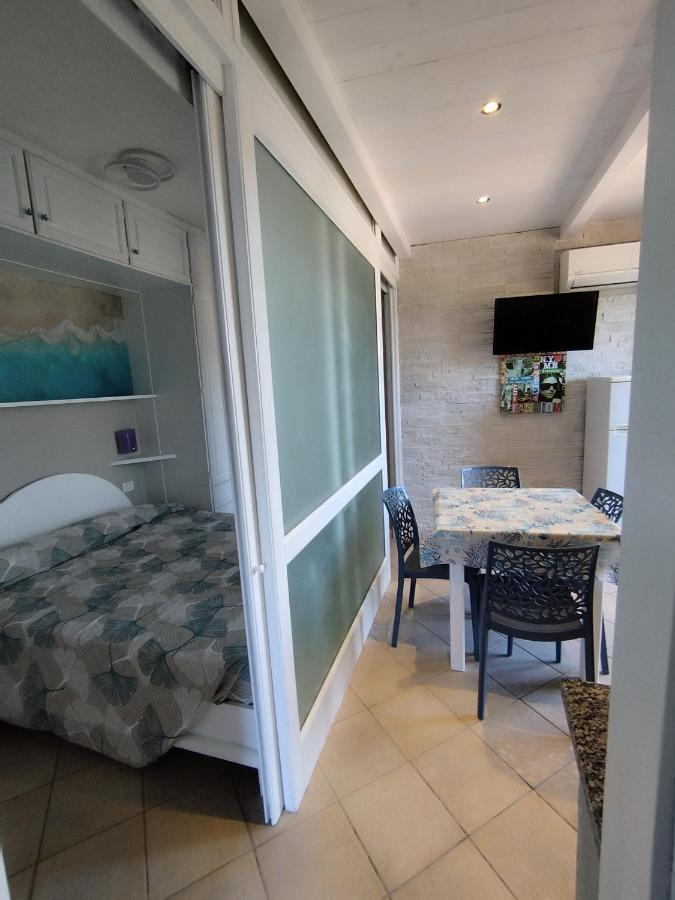 Vacanzamaredue 2 Residence มารินา ดิ กัมโป ภายนอก รูปภาพ